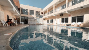 Hotel Maman